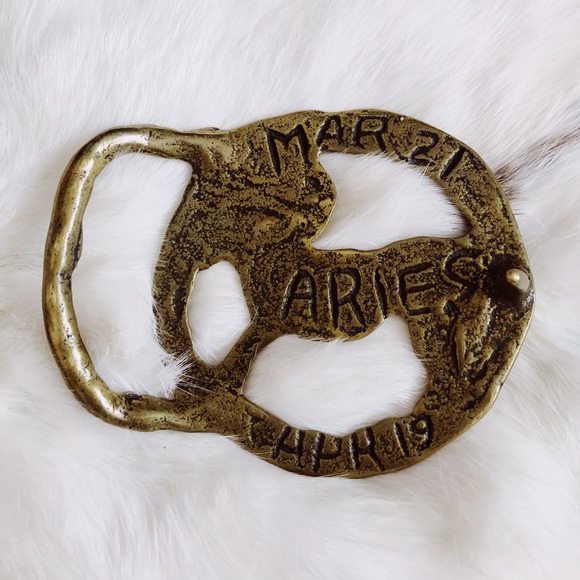 Vintage 70s Brass Aries Buckle / Aries Zodiac / Brutalist Brass Buckle - Picture 4 of 4